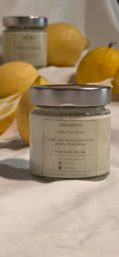 Tropical Breeze – Hëra Scented Candle